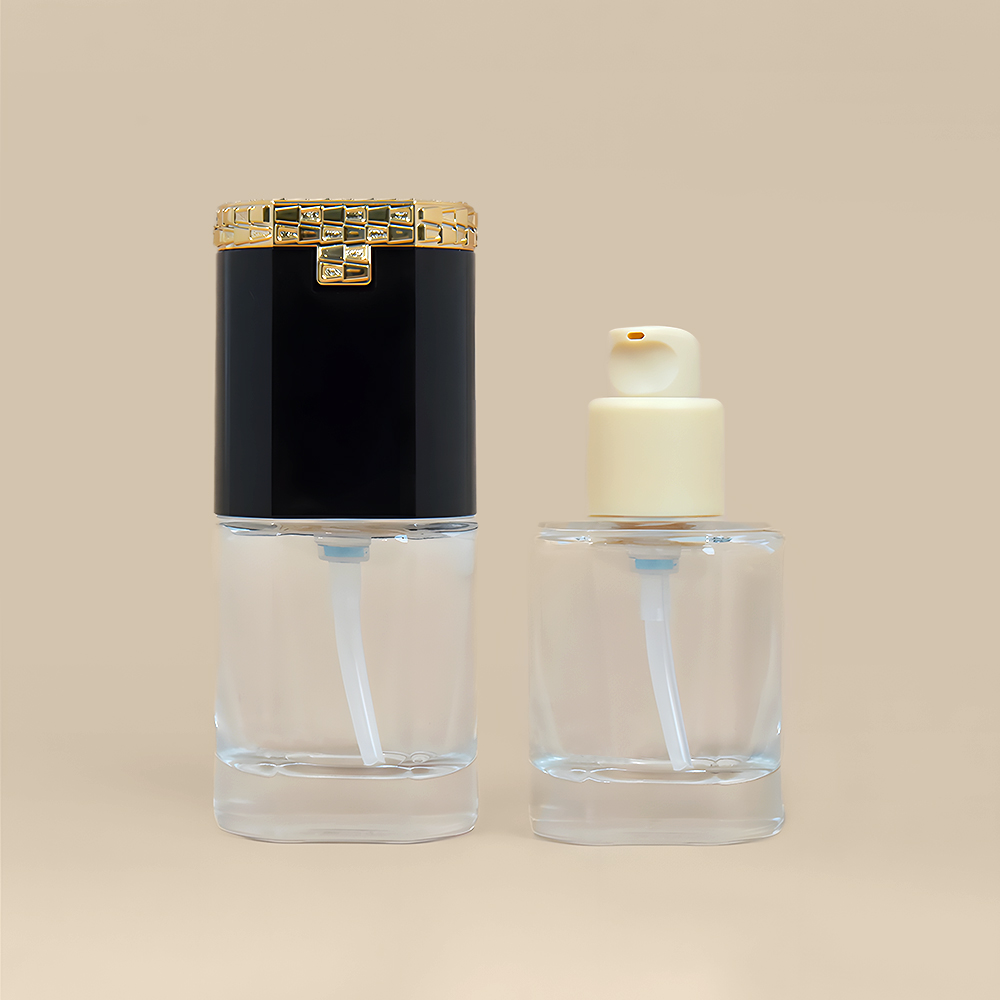 PL52 Glass Bottle with Mirror Cap
